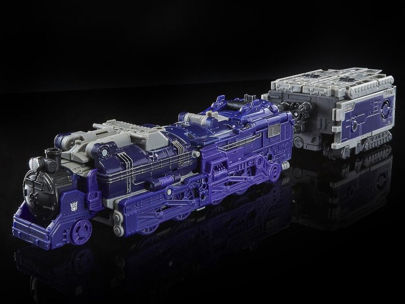Transformers Siege New Stock Photos For Astrotrain, Spinister, And Crosshairs 11 (11 of 25)